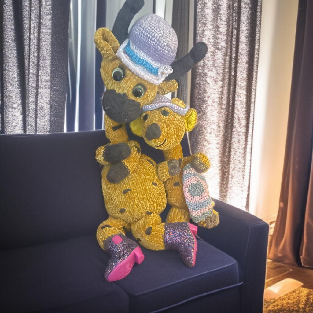 Handmade Velvet Giraffe Duo: Mama & Baby, Knitted Plush Toys