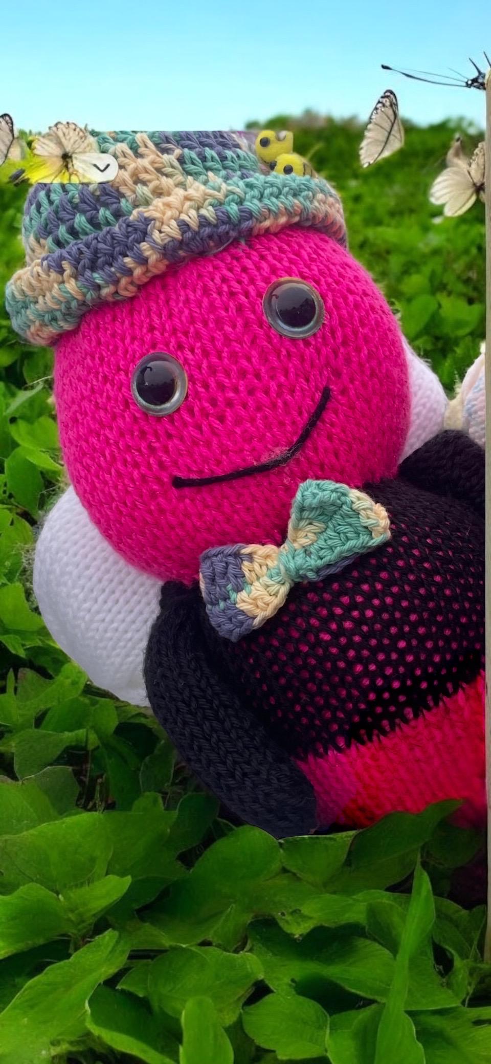 bee lovers delight- dolls
