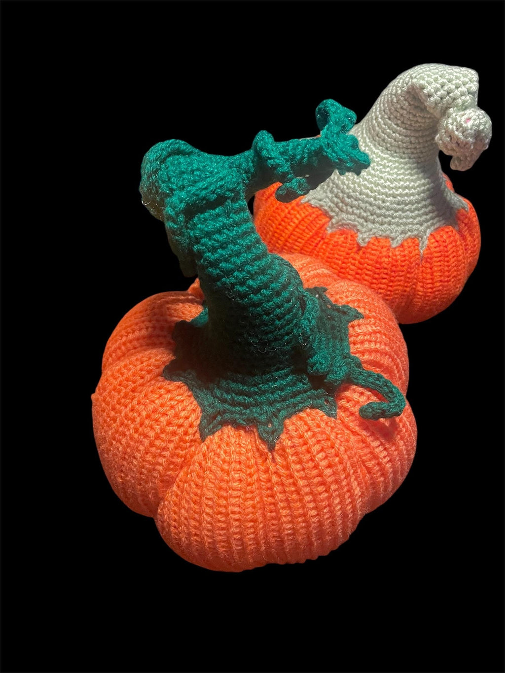 Handmade Knitted Pumpkin Decor: Fall Harvest Decorations
