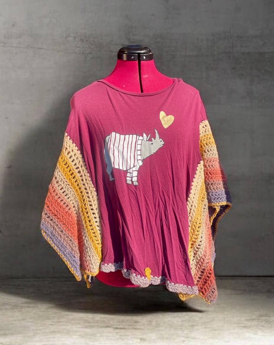 tie dye upcycled tshirt poncho